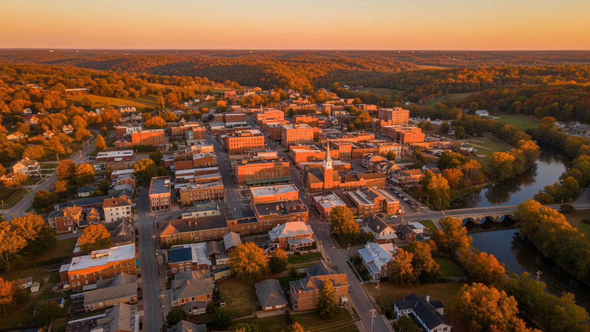 Geothermal contractors in Salem, Arkansas — Salem, Arkansas cityscape for geothermal contractor directory